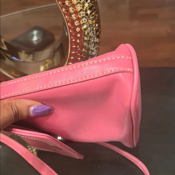 Liz Claiborne Pink leather Crossbody Bag with Flap Closure - Picture 7 of 10